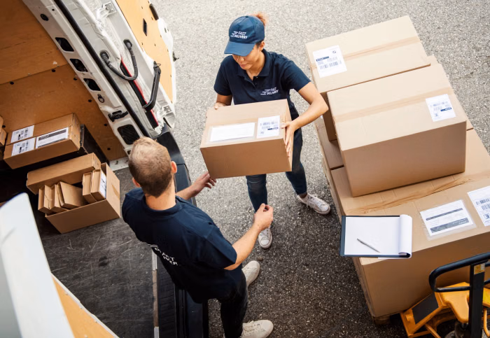 How to Start a Pharmacy Delivery Service in the UK