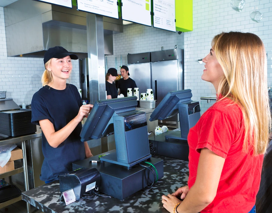How to Improve Customer Service with Restaurant Delivery