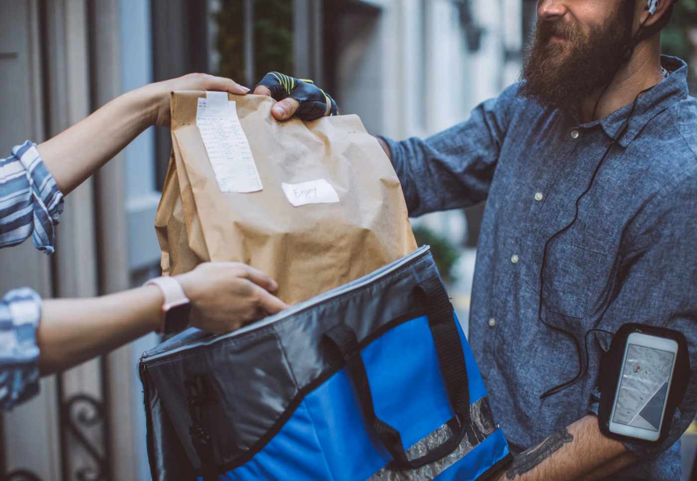 Commission-Free Delivery: How Restaurants Can Save and Thrive